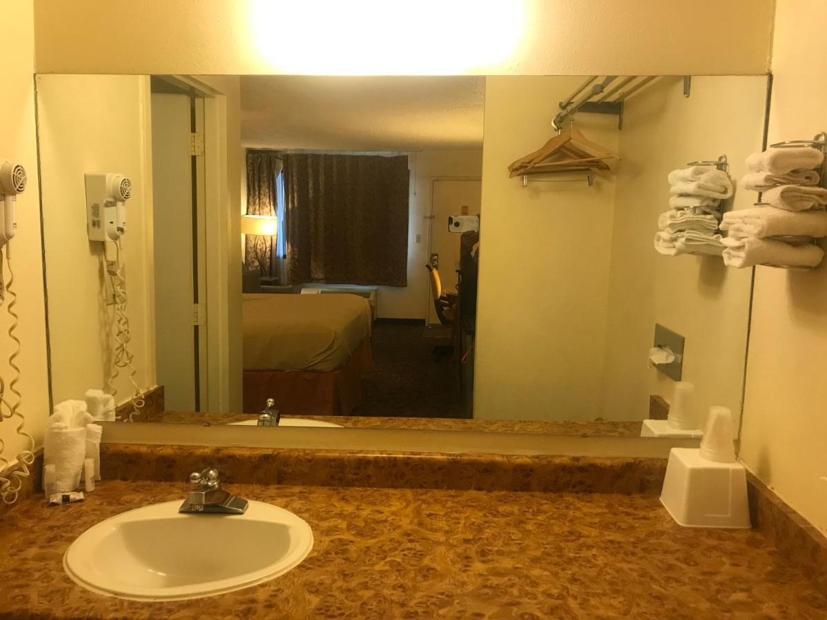Traveler Inn Craig Kültér fotó